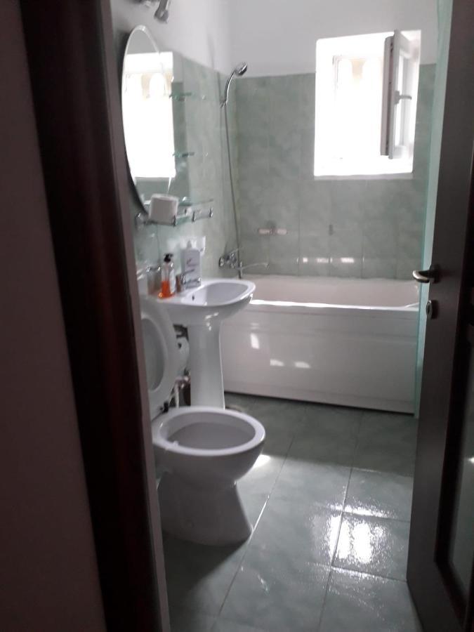 Apartament Maria ทูร์ดา ภายนอก รูปภาพ