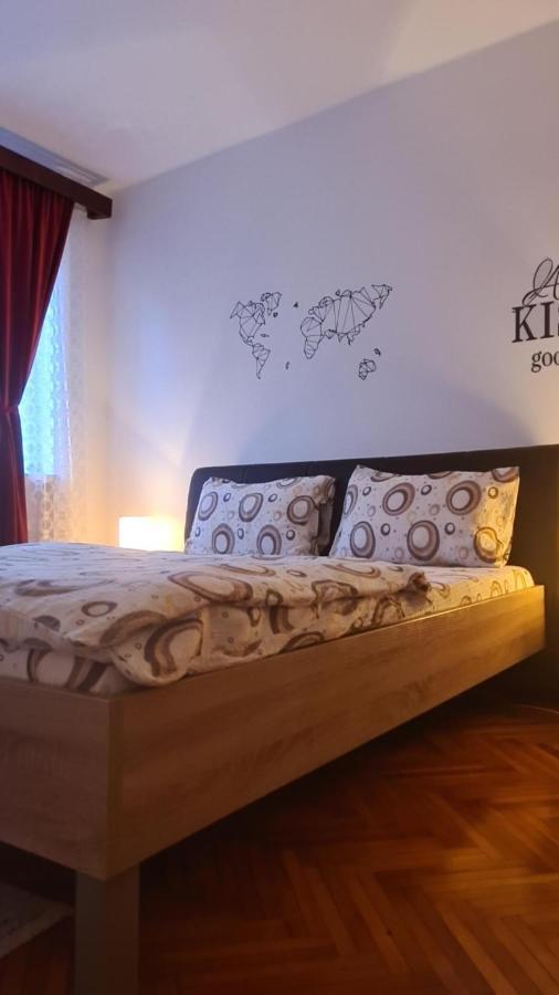 Apartament Maria ทูร์ดา ภายนอก รูปภาพ